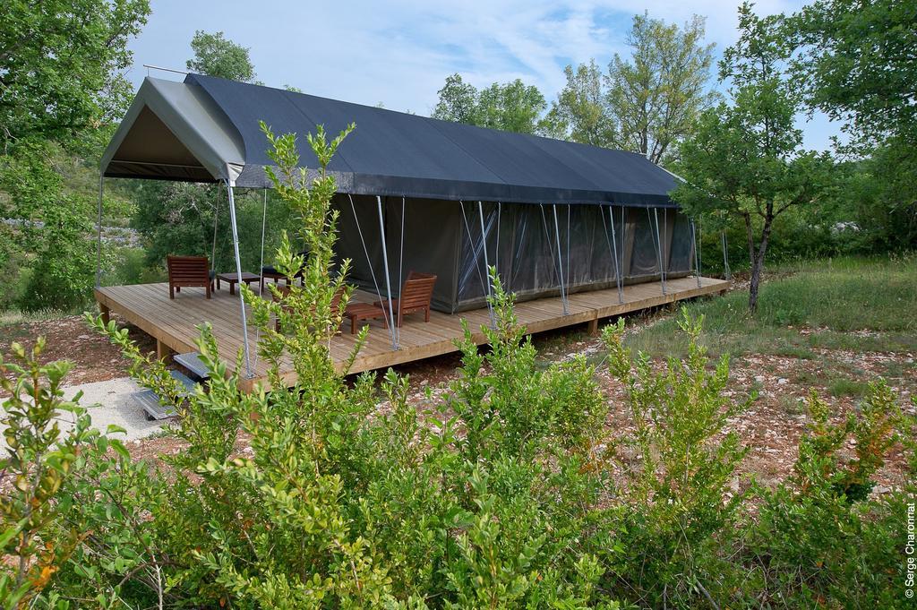 Aux Lodges Du Mas De Nadal Sauliac-sur-Cele Exterior photo